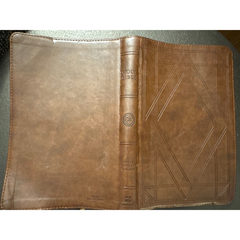 Crossway ESV Thinline Bible Brown TruTone Leather 2016 Text 9781433561962